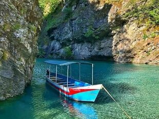 [Translate to Italian:] Xhiro n Shkoder - Shala River