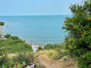 Xhiro n Shkoder - Shkodra Lake Beach Spots