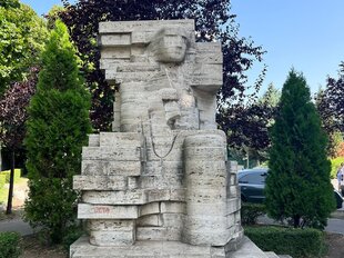 Xhiro n Shkoder - Monuments